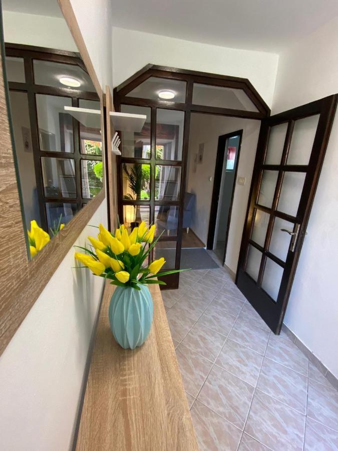 Apartment Dora Zadar Exteriör bild